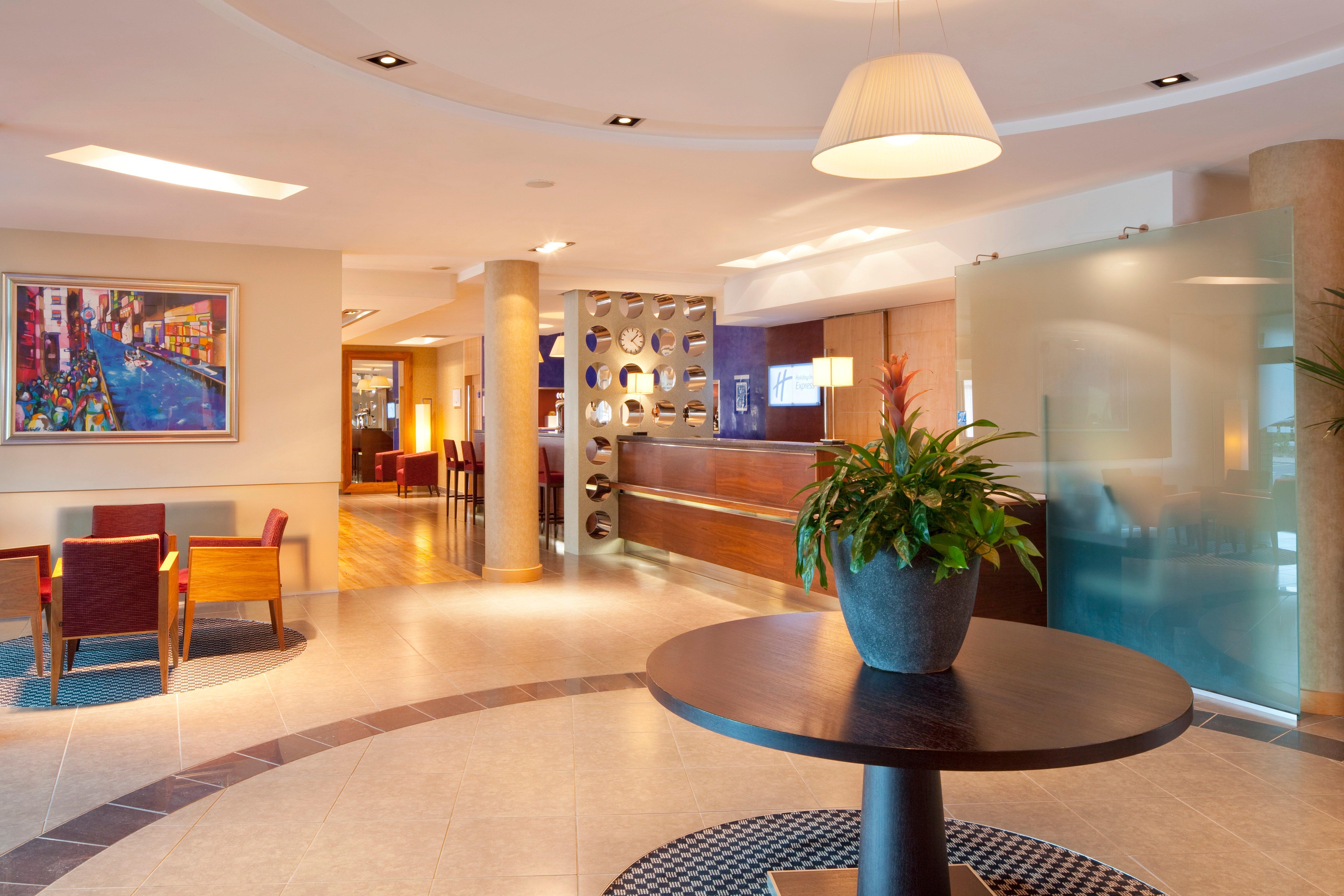 Holiday Inn Express Southampton - M27, J7, An Ihg Hotel Екстериор снимка